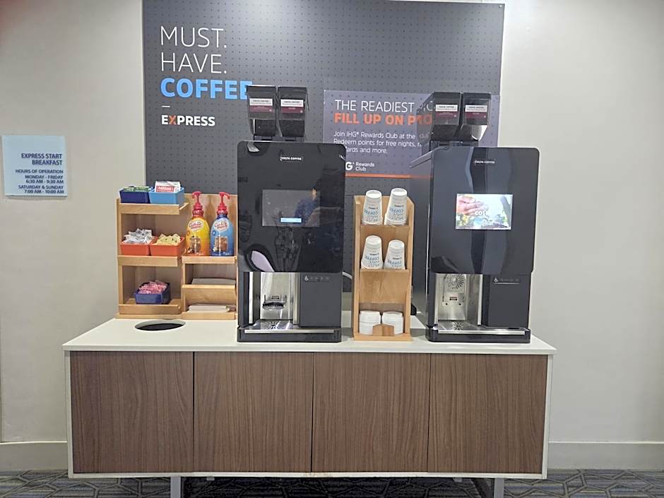 Holiday Inn Express Houston South By IHG