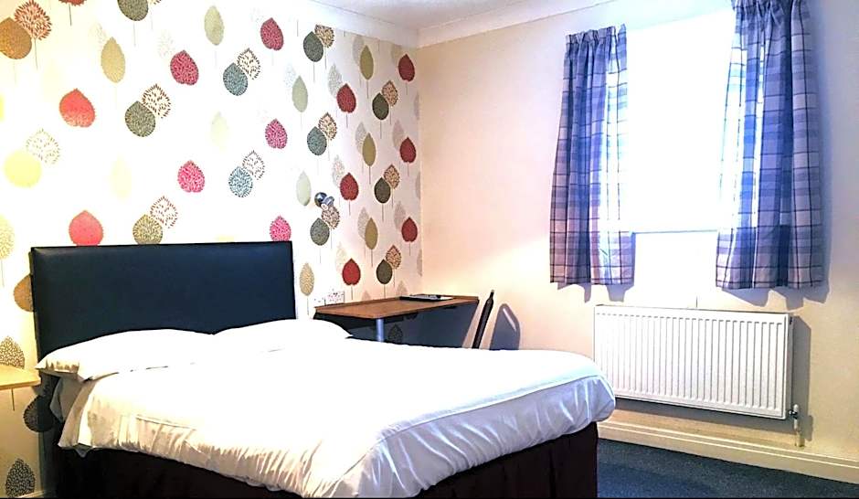 Photo 1 of 9 of Double Room