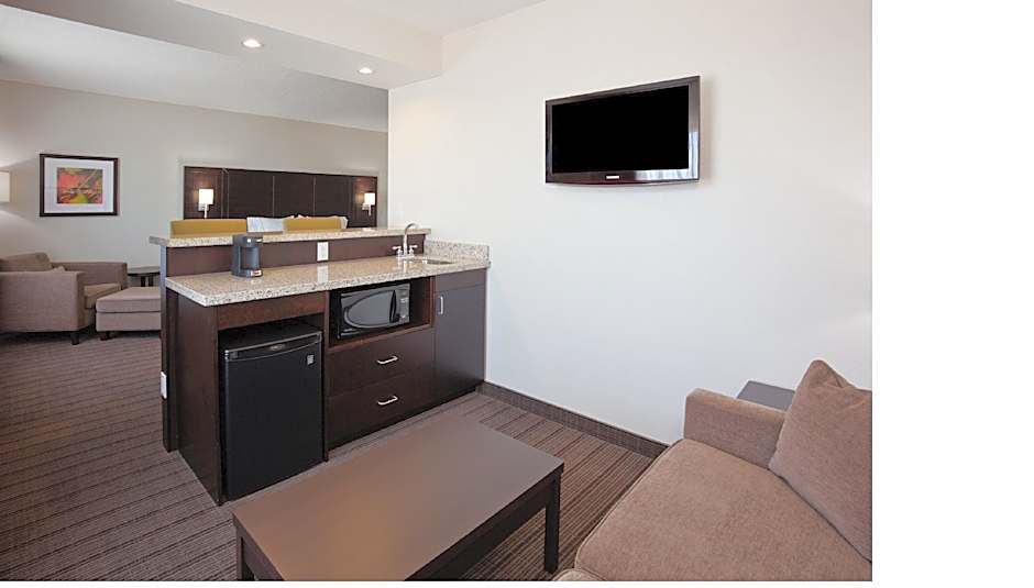 Holiday Inn Express & Suites New Liskeard By IHG