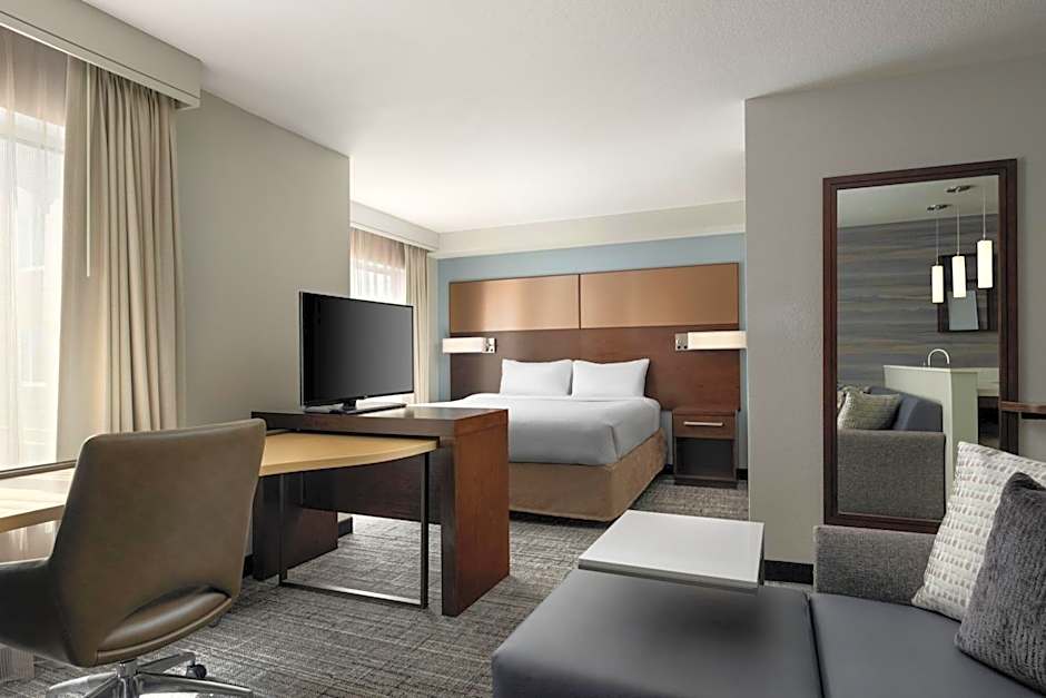 Photo 1 of 11 of Studio 1 King Bed with Sofabed