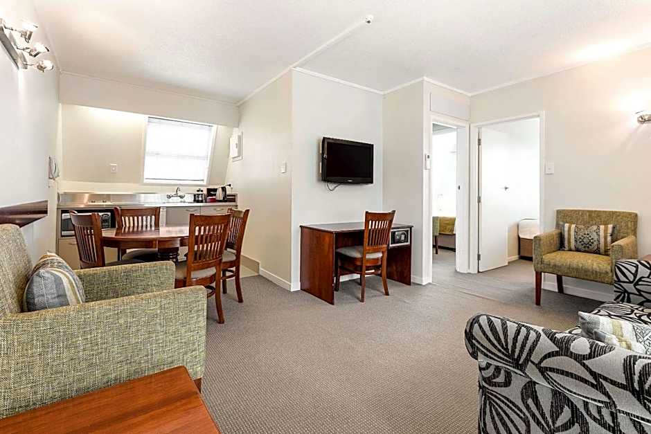 The Parnell Hotel & Conference Centre