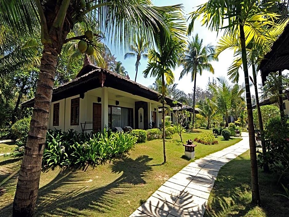 Thande Beach Resort Ngapali