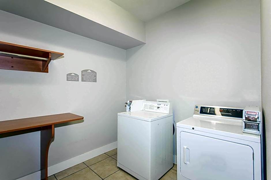 Microtel Inn & Suites By Wyndham Port Charlotte