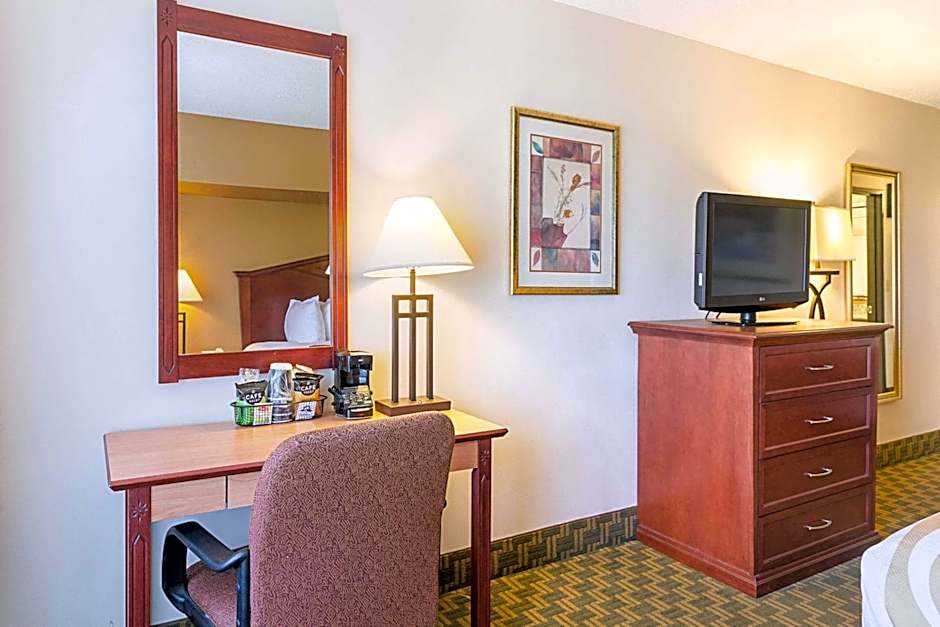 Quality Inn Fairmont