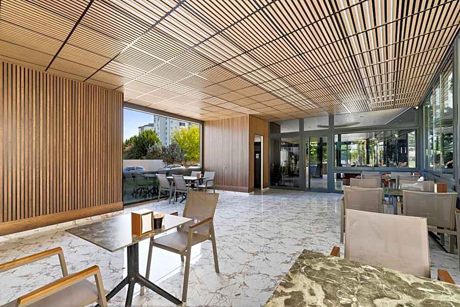 River Park Residence Lara