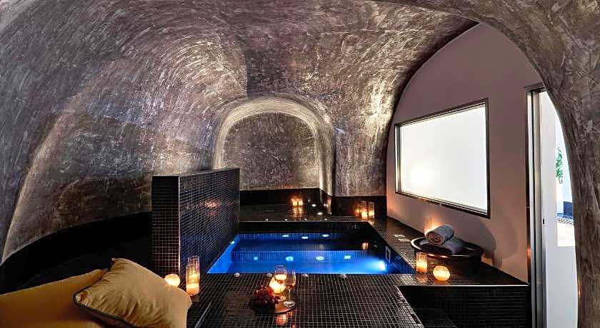 San Antonio Luxury Hotel