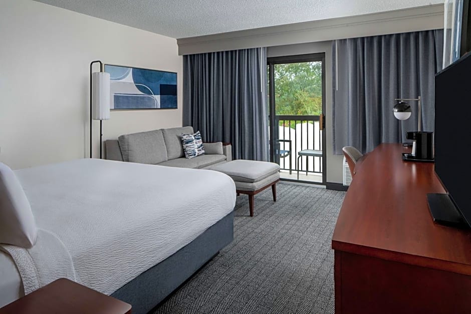 Courtyard by Marriott Covington / Mandeville