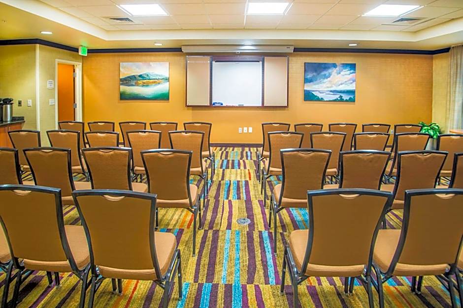 Fairfield Inn & Suites by Marriott Burley