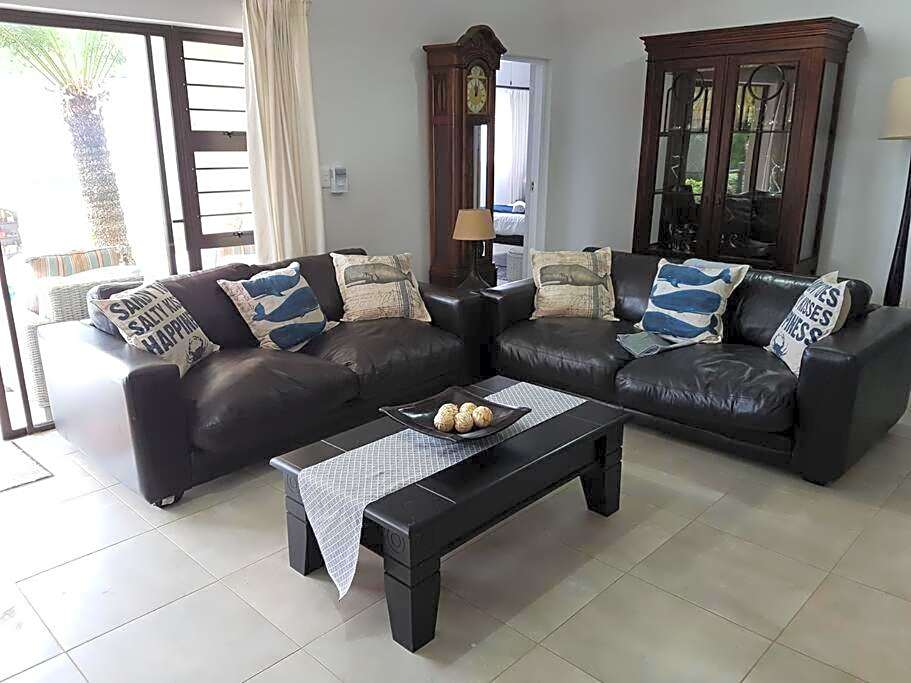 4 Bedroom house with lovely sea views.