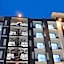 B Hotel