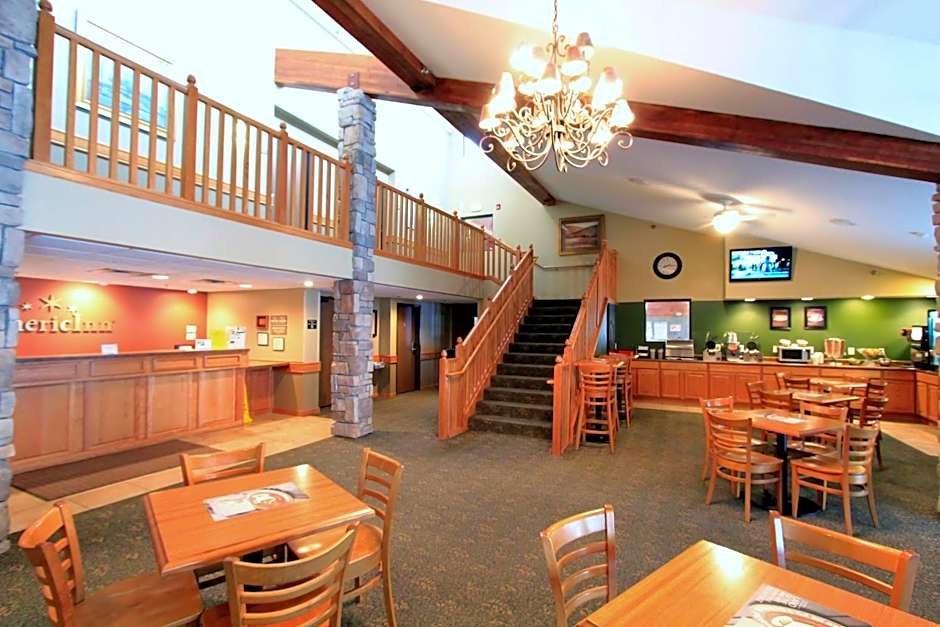 AmericInn by Wyndham Cedar Rapids/CID Airport