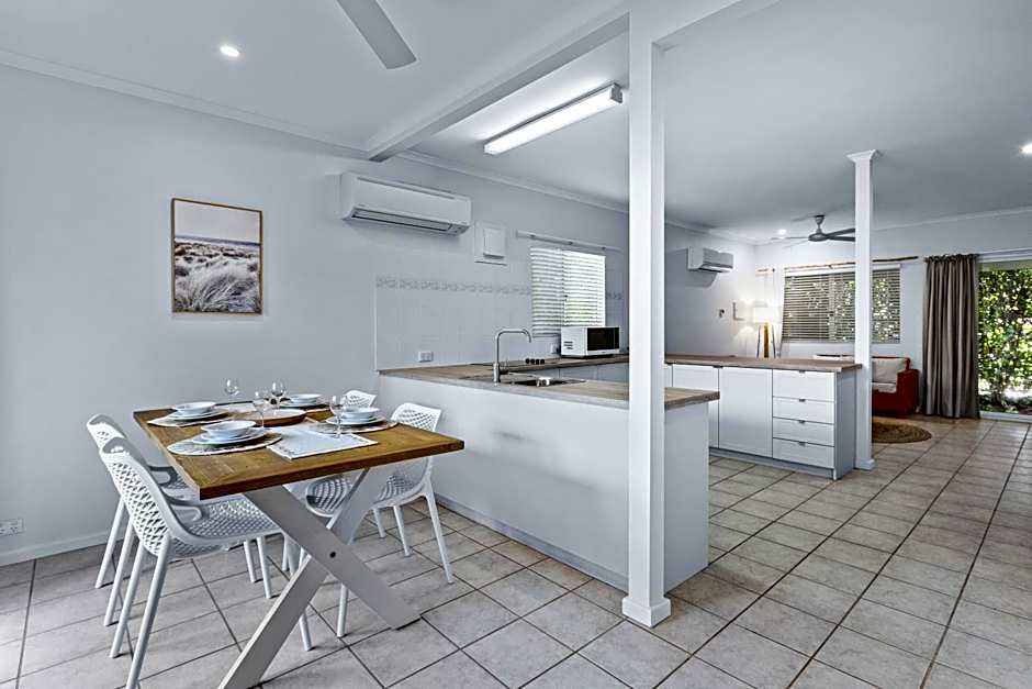 Cable Beachside Villas