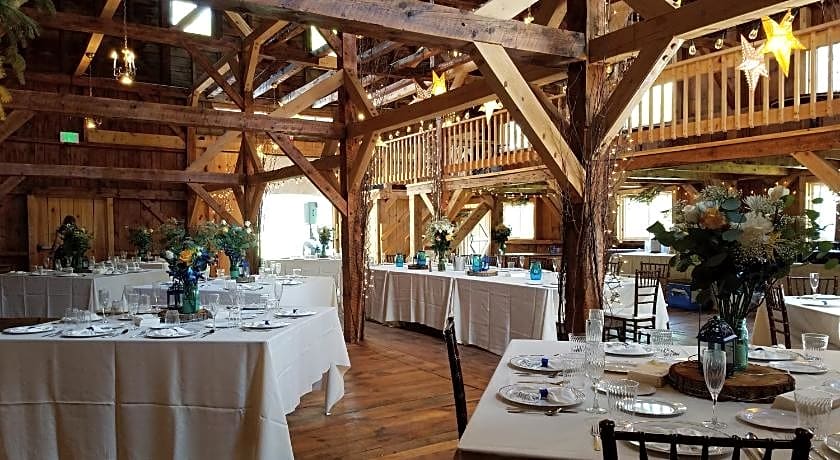 Highland Lake Inn