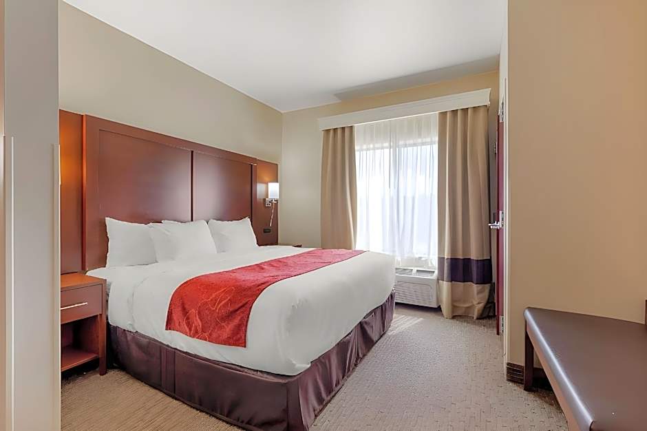 Comfort Suites