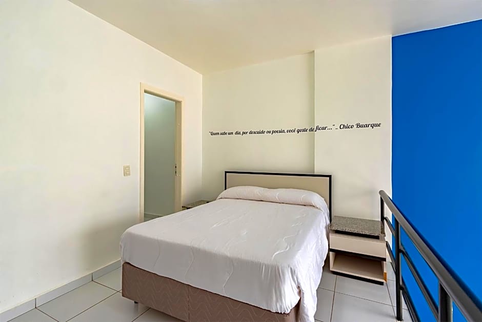 Bristol Metropolitan Flat