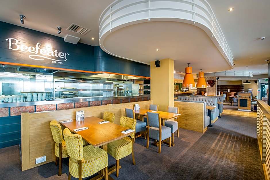 Premier Inn Swansea Waterfront