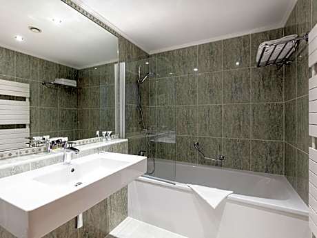 Deluxe Double Room with Golf View