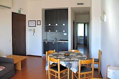 One-Bedroom Apartment (4 Adults)