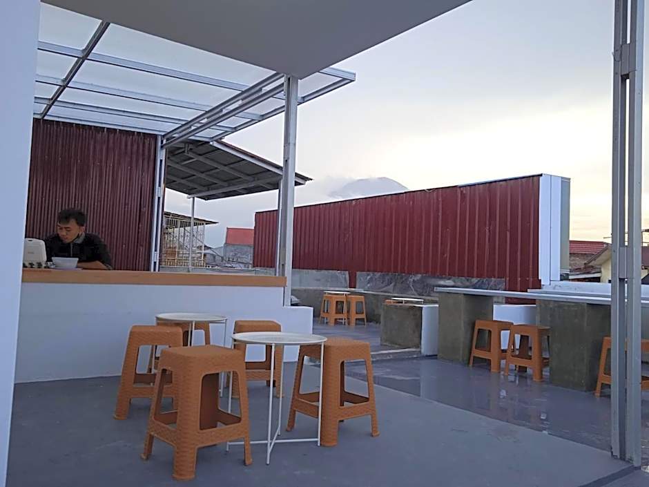 AUR KUNING HOSTEL SYARIAH Bukittinggi