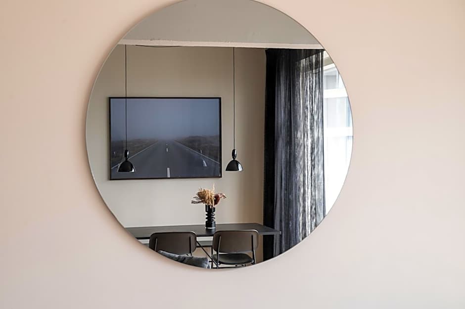 The Pier apartments by Daniel&Jacob's