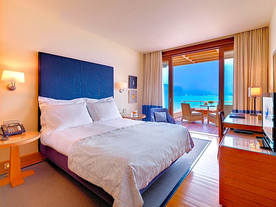 Photo 1 of 5 of Executive, Sea View