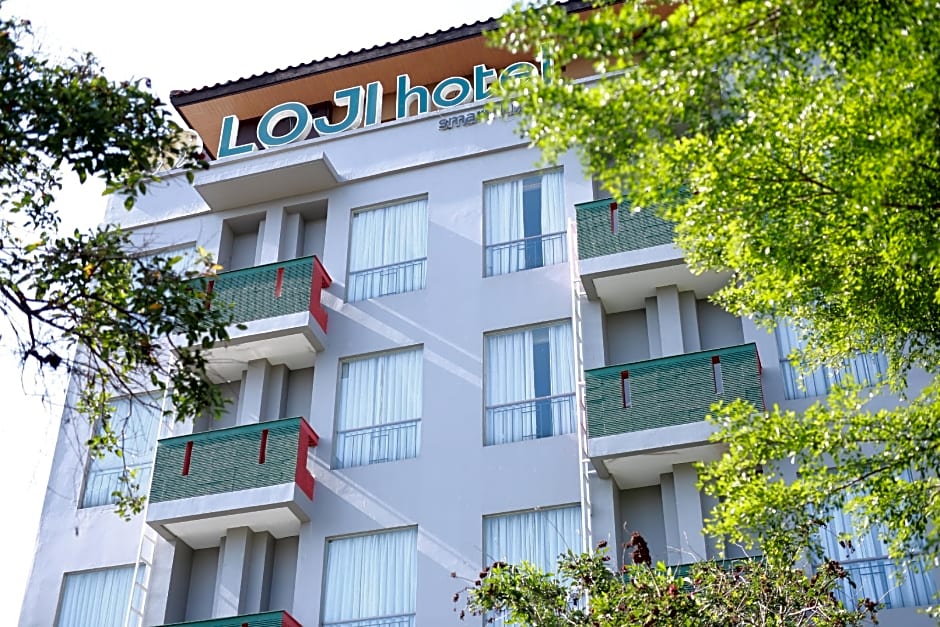 Loji Hotel