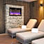 Aparthotel Familiaris - Family Apartments - Pools & Spa in Dolomites