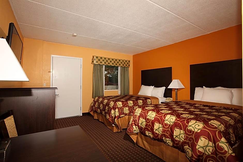 BLUE SKY INN Glens Falls-Saratoga-Lake George