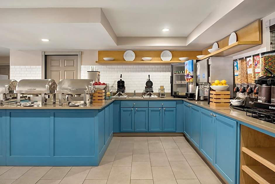 Country Inn & Suites by Radisson, Dubuque, IA