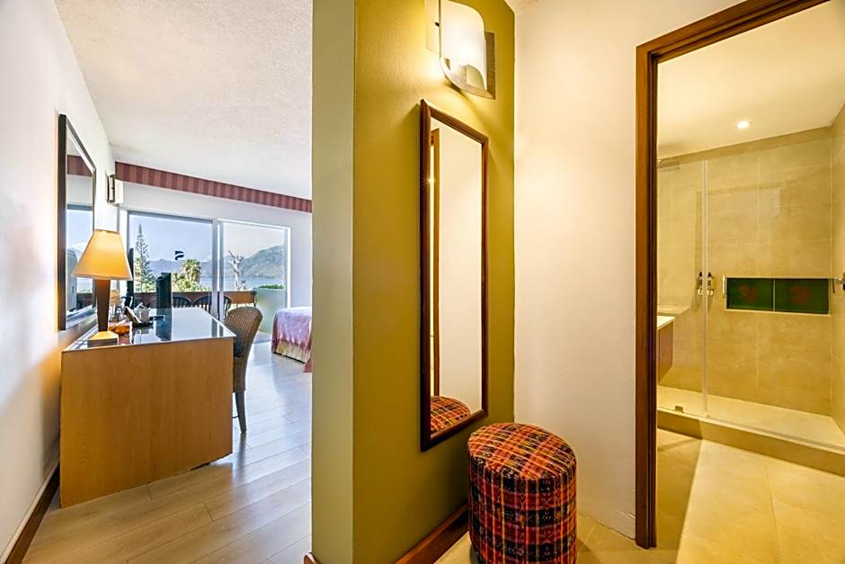 Porta Hotel Del Lago