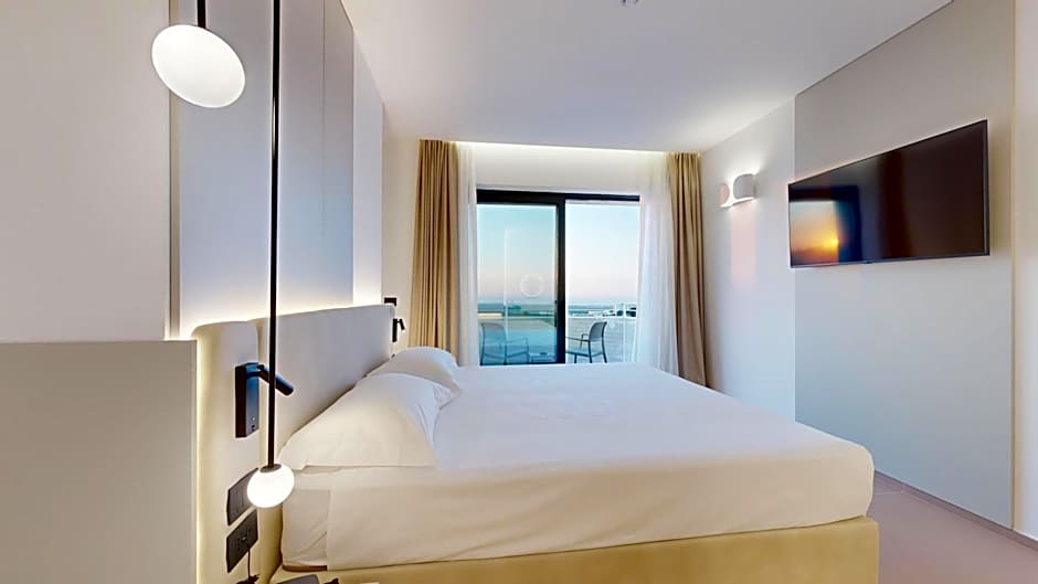 PRIMO OSTUNI HOTEL