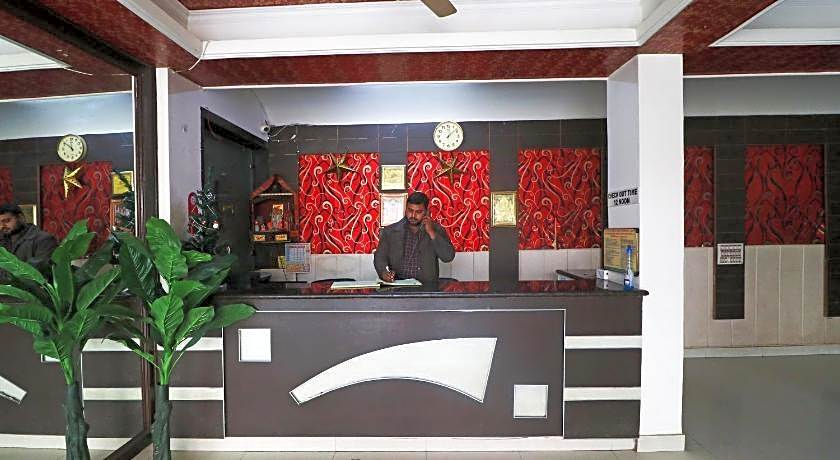 Hotel Gayatri Palace