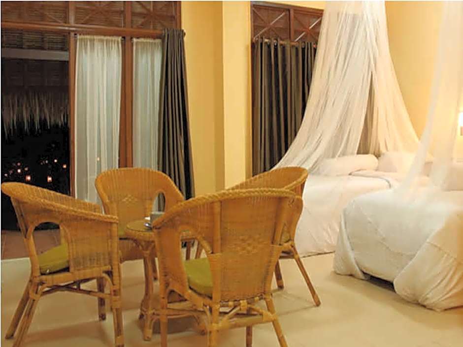 Arys Lagoon Bungalow & Hotel