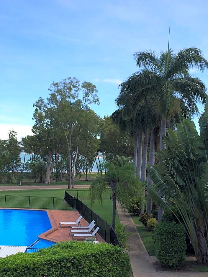 Arcadia Village Motel