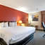 Days Inn & Suites by Wyndham Mt Pleasant