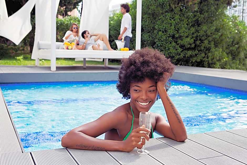 Apartamentos Playasol My Tivoli