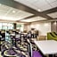 La Quinta Inn & Suites by Wyndham Clearwater South