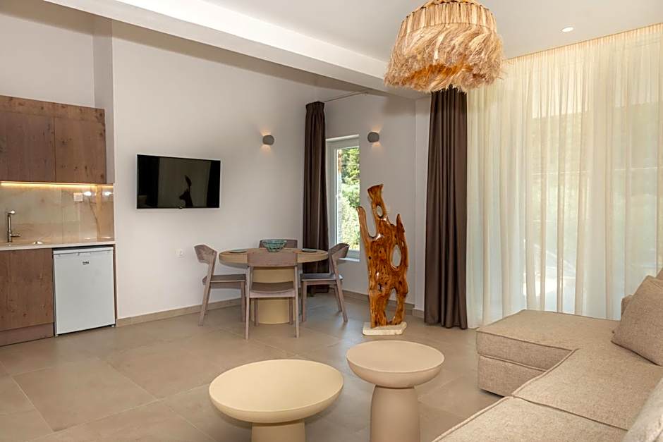 CeraMio Suites