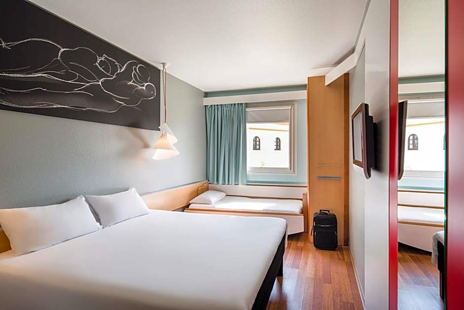 Ibis Sevilla