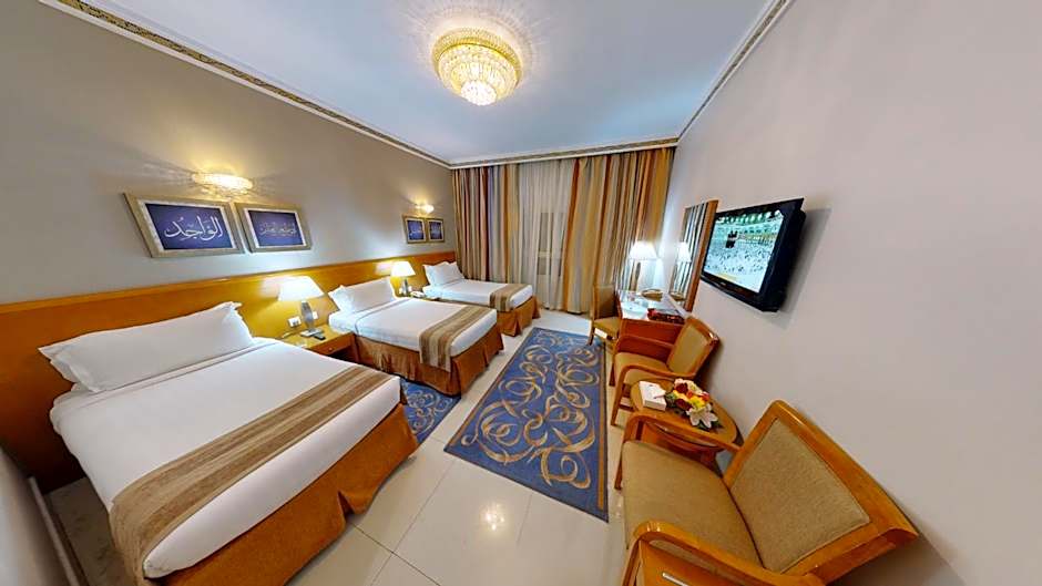 Photo 1 of 20 of Triple Room