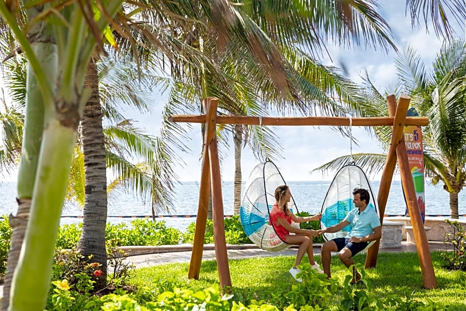Margaritaville Island Reserve Riviera Cancún - An All-Inclusive Experience for All