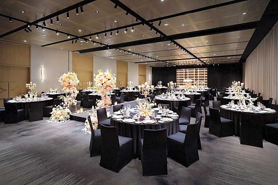 GRAVITY JOSUN Seoul Pangyo, Autograph Collection