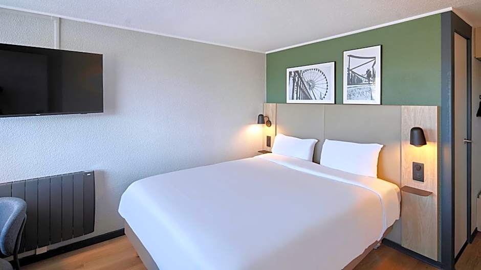 Campanile Cergy-Pontoise