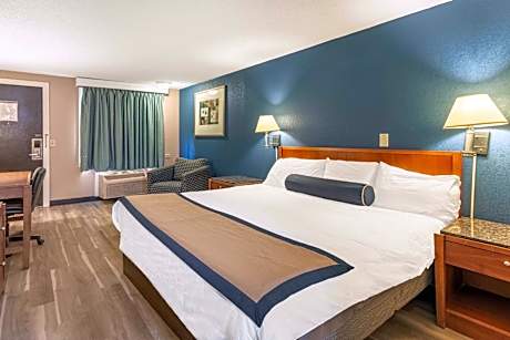 King Room - Accessible/Non-Smoking