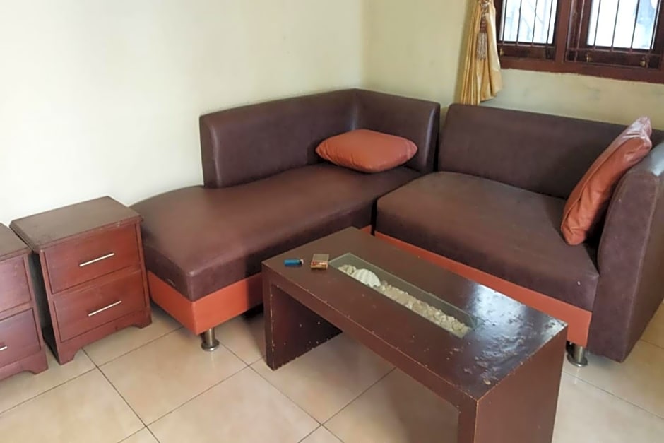 SPOT ON 92424 Wulan Homestay Syariah