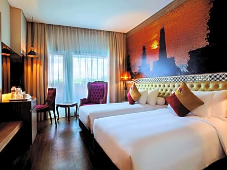 Deluxe Room, Twin Beds