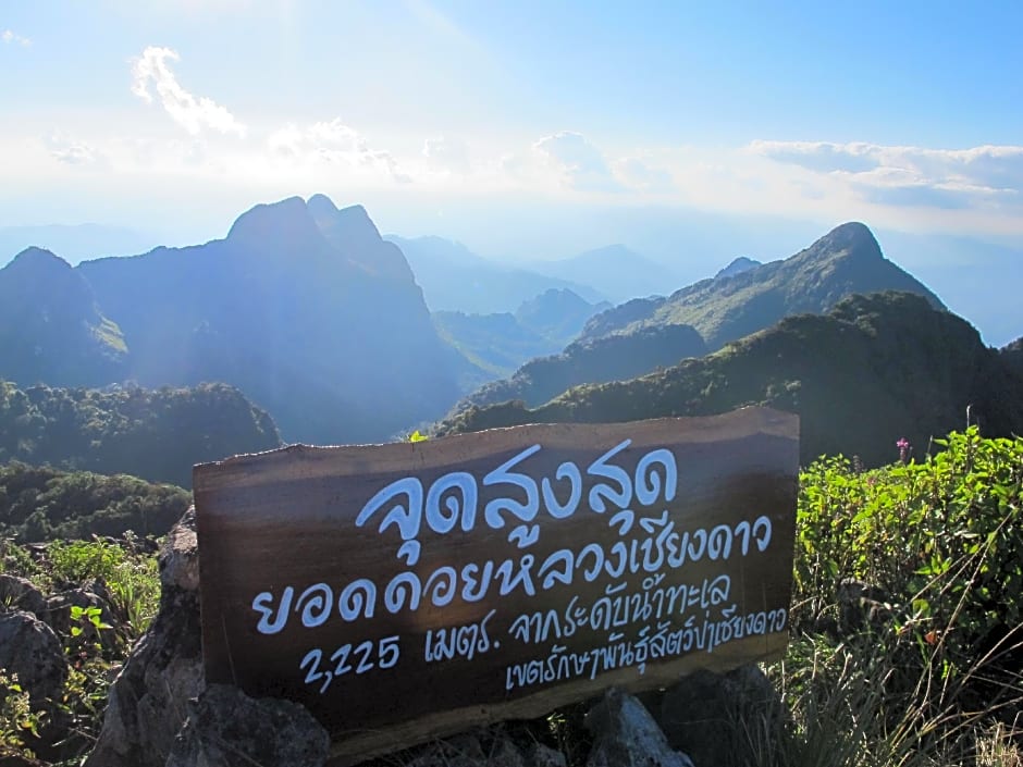 Chiang Dao Hut