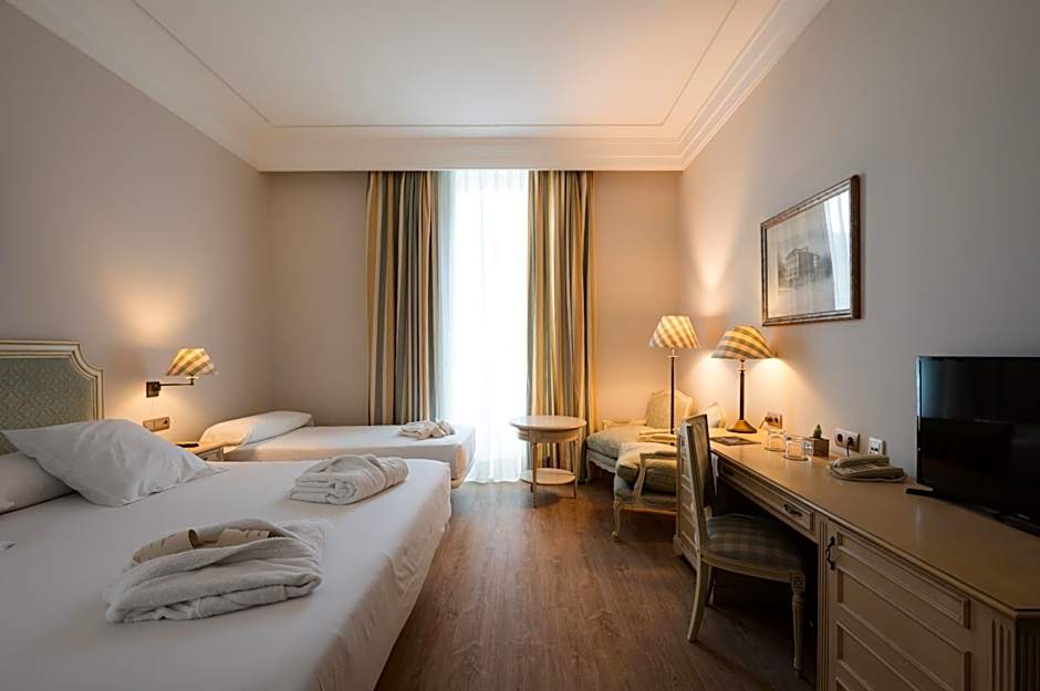 Castilla Termal Balneario Solares