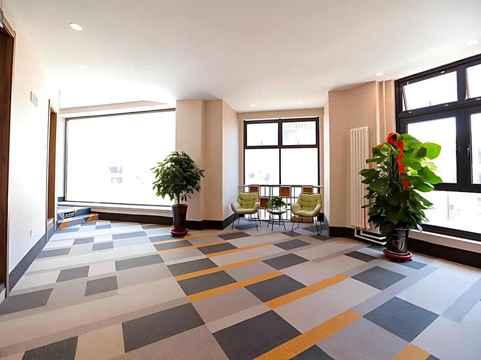 Shell Zhangjiakou City Qiaodong District Yingzuo Hotel