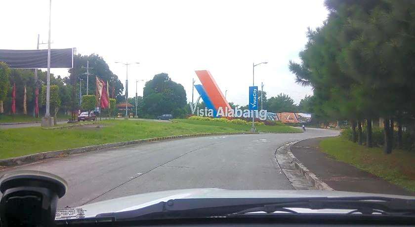 The Palines Apartment Hotel